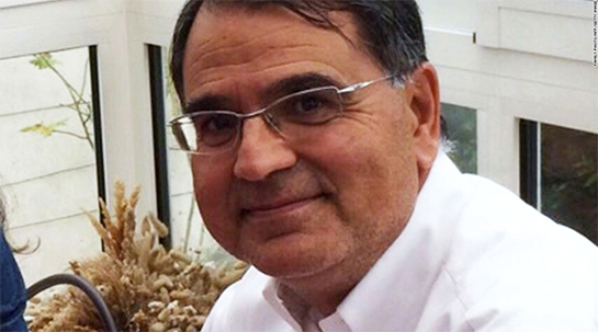 فرانسوا-ميشيل سعدة كان يتسوق في المخزن. صورته على فيسبوك فرانسوا-ميشيل سعدة كان يتسوق في المخزن. صورته على فيسبوك