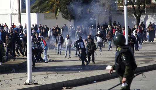 Algeria: The Y generation or the equation of unknown ones