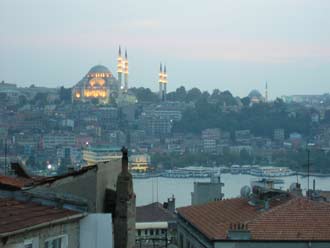 Rencontre avec le réalisateur et critique cinématographique Engin Ayça