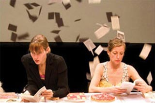 Bipod: Quand le corps entre en politique