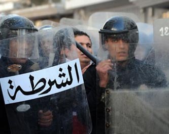 La jeunesse tunisienne contre le pouvoir absolu de Ben Ali