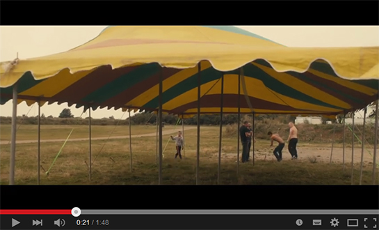 //«Mange tes morts» de Jean-Charles Hue 