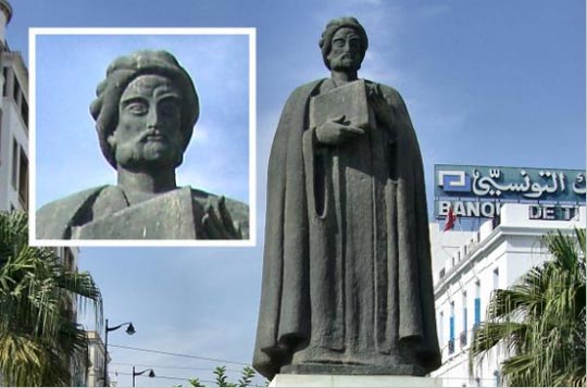 //Statue de Ibn Khaldoun, à Tunis. Photo : © Angel Latorre, 2008