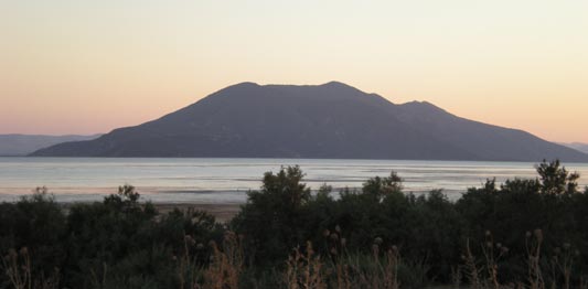 Tunisia. Dalle parti dell'Ichkeul: il monte, il lago e gli stagni