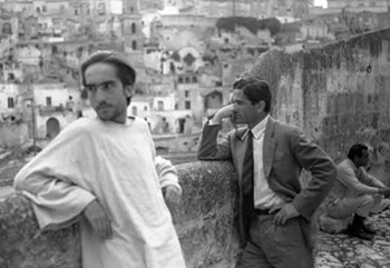 //Sassi di Matera (Iraqui-Pasolini sul set de Il Vangelo secondo Matteo, 1964)