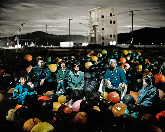 //da: Otsuchi Future Memories | foto di Alejandro Chaskielberg