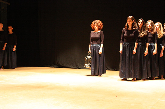 //Lecce, Teatro Astragali, 5 maggio 2013. Carla Lama è Europa.