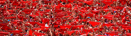 //Pamplona la fiestas de San Fermín (AP Photo/Daniel Ochoa de Olza)