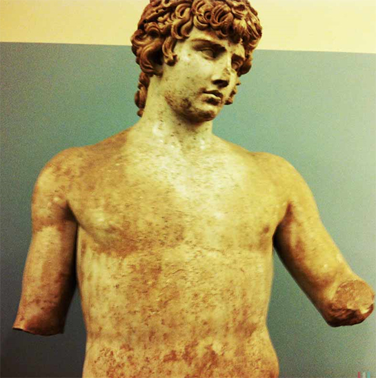 //La statua di Apollo