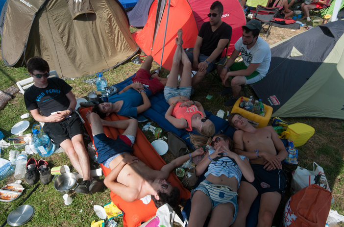 702_dour-2013-02