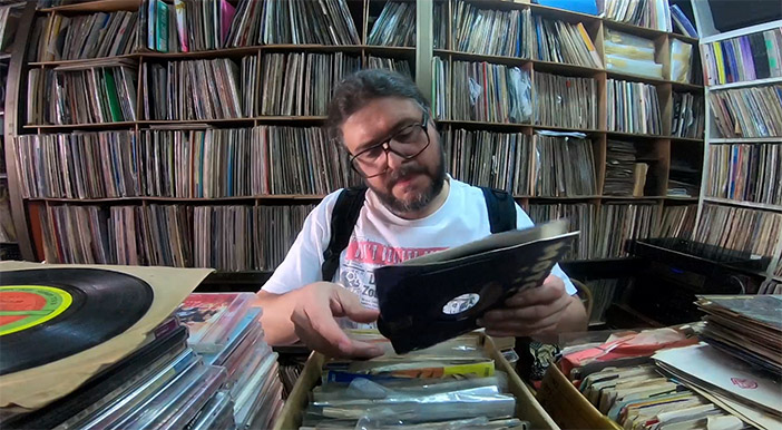 702-diggin-asia-02