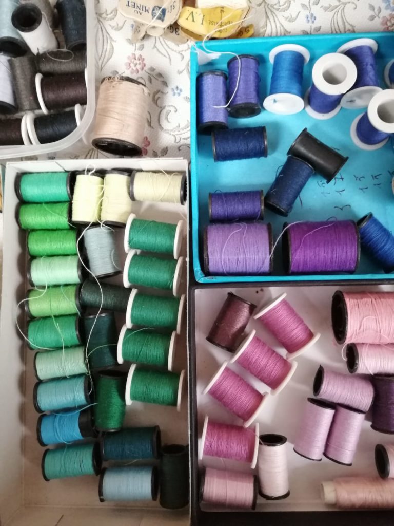 Vente spéciale mercerie fils couture recyclerie au bonheur des bennes Saint-Nazaire 44