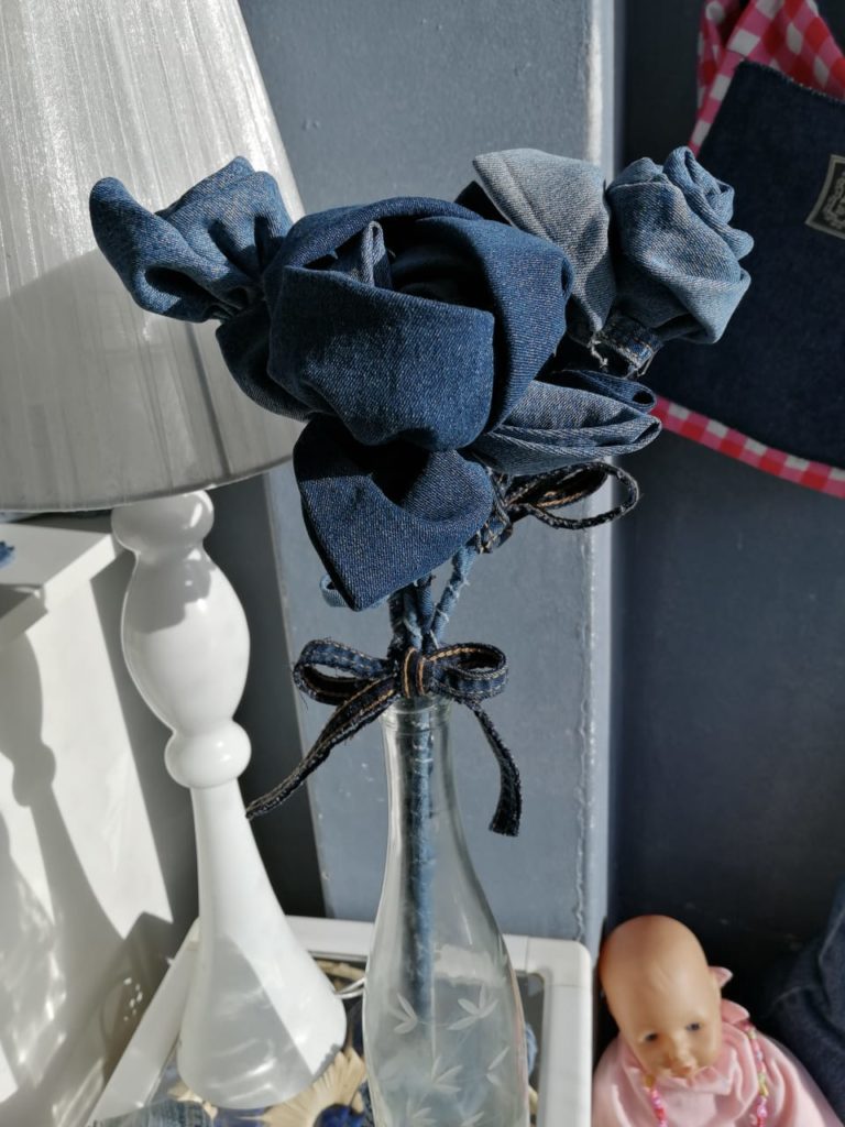 vieux jean customisation réemploi recyclerie au bonheur des bennes St-Nazaire 44