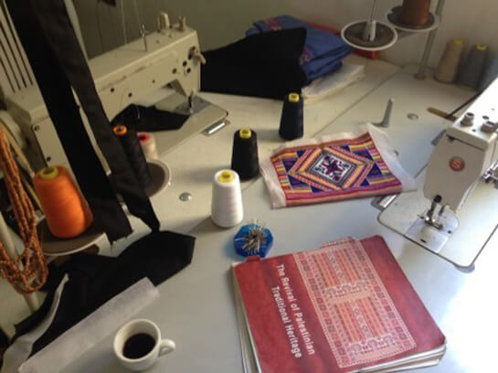 Work with dignity | Babelmed