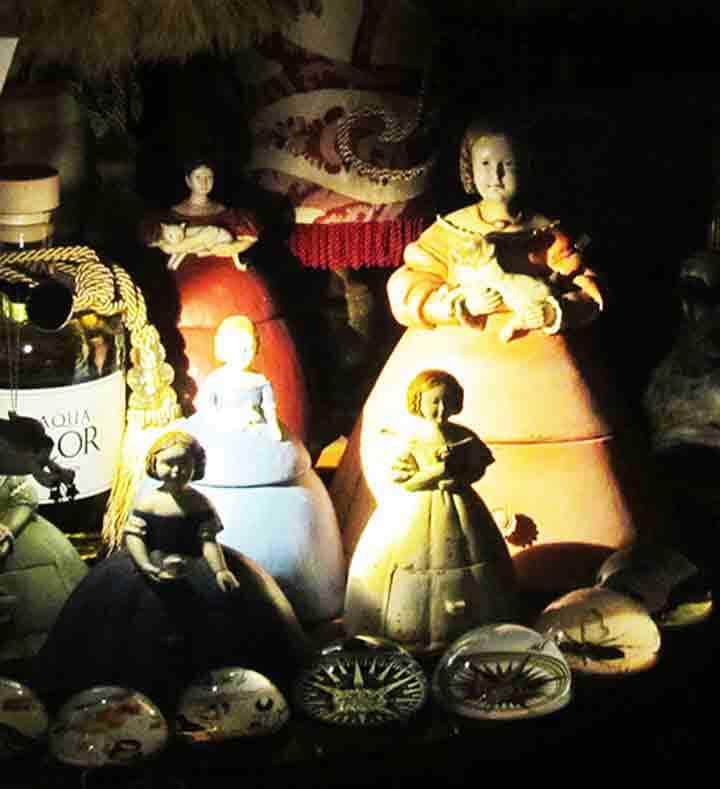 Poupées anciennes... | Babelmed