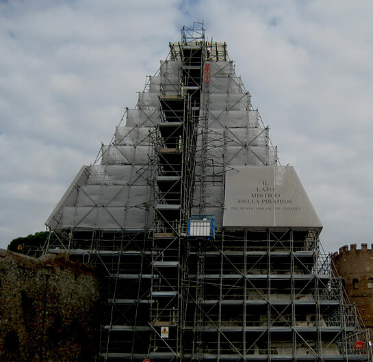 La Pyramide | Babelmed