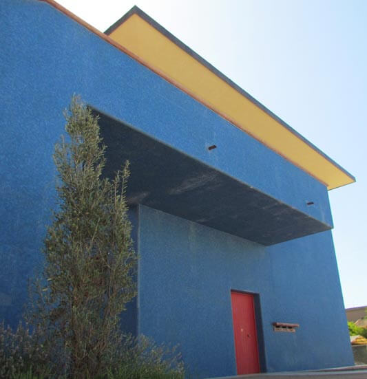 «Sabaudia, la porte rouge» ©babelmed | Babelmed