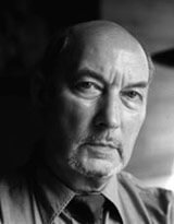 Claude Michel Cluny : une lecture par-dessus l’épaule du poète | Babelmed