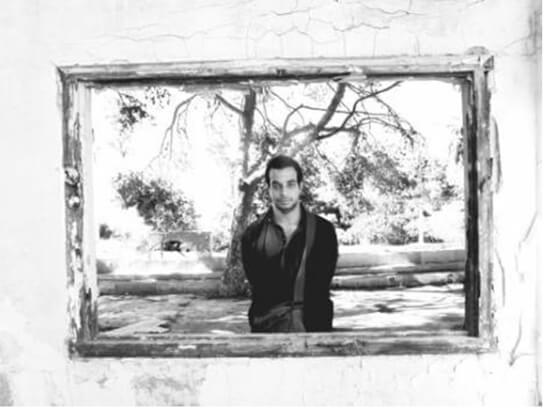 Hassen Ferhani. Réalisateur du documentaire «Dans ma tête un rond-point» | Babelmed