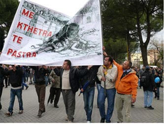 Crisi in Albania: i due gruppi | Babelmed