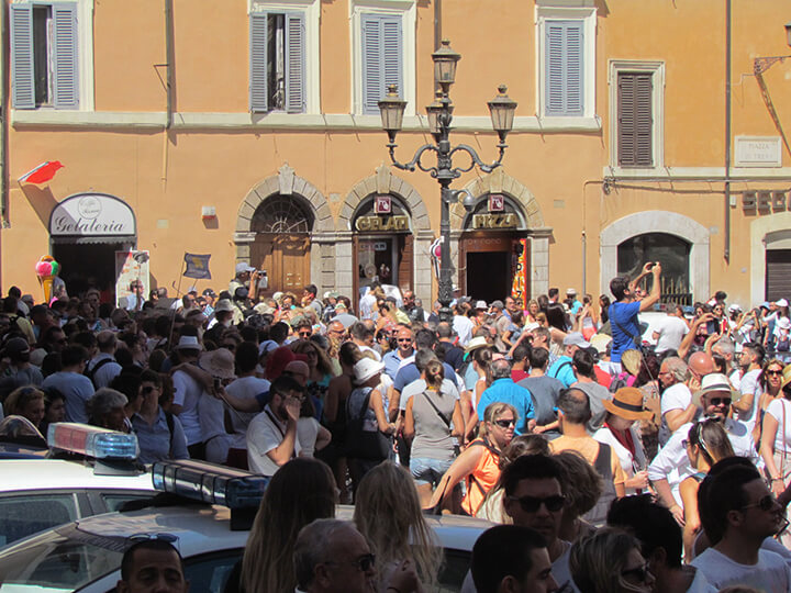 Fontana di Trevi, Roma | Babelmed