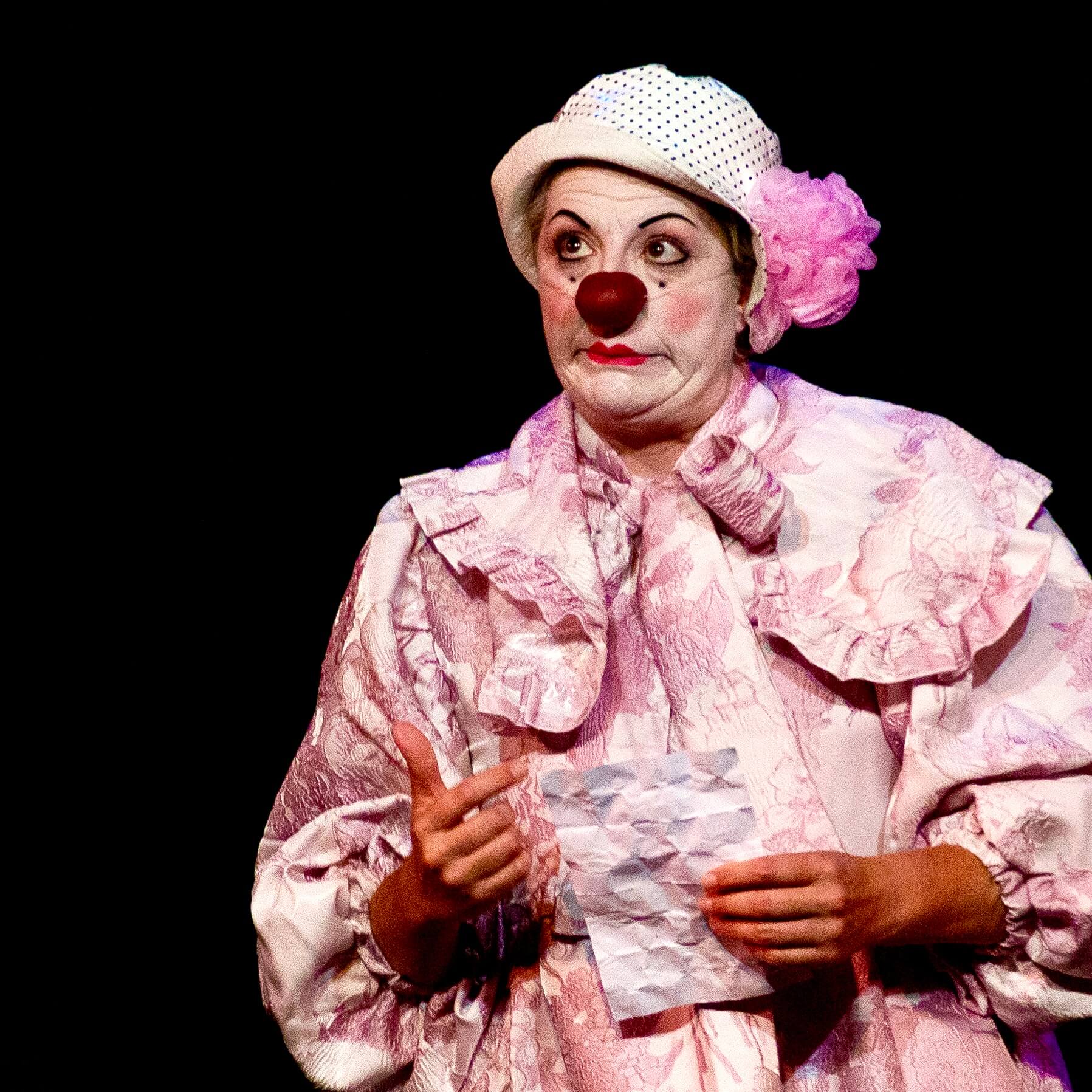 Sortie de Résidence : MADEMOISELLE DÉDÉ A QUELQUE CHOSE À DIRE | Théâtre Marie-Jeanne
