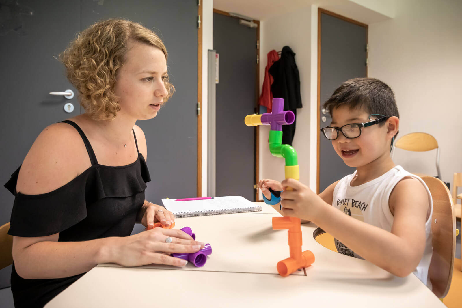 Autonomie des personnes handicapées : scolarisation | CNSA | FDMF - Fédération Dyspraxique Mais Fantastique