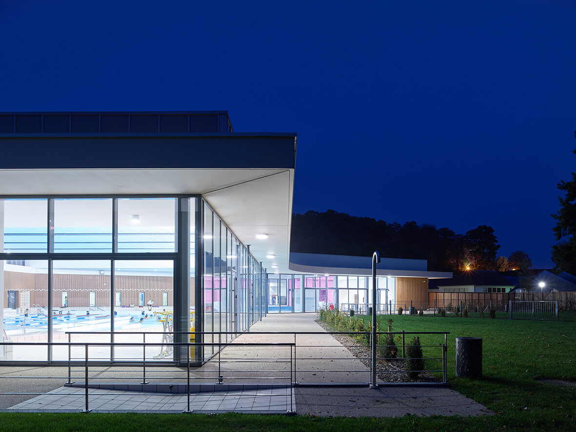 Centre aquatique - Château-Renault 37 | BVL Architecture