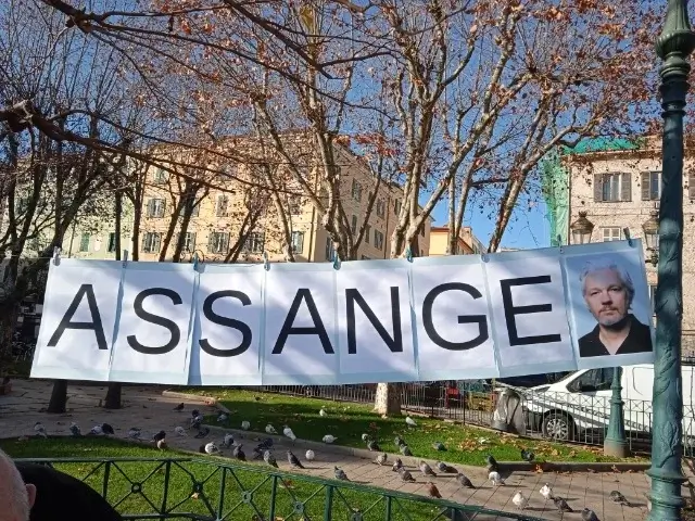 CONTRE L’EXTRADITION DE JULIAN ASSANGE | Per a Pace
