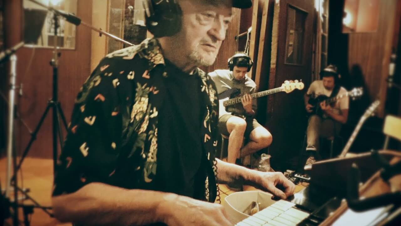 Studio Performance: Janko Nilovic & The Soul Surfers - Maze of Sounds