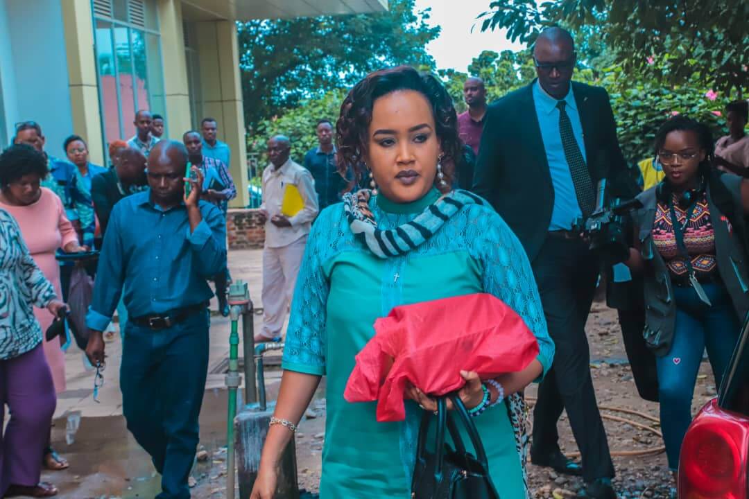 La place de la Journaliste Floriane Irangabiye n’est pas la prison | Tournons la Page