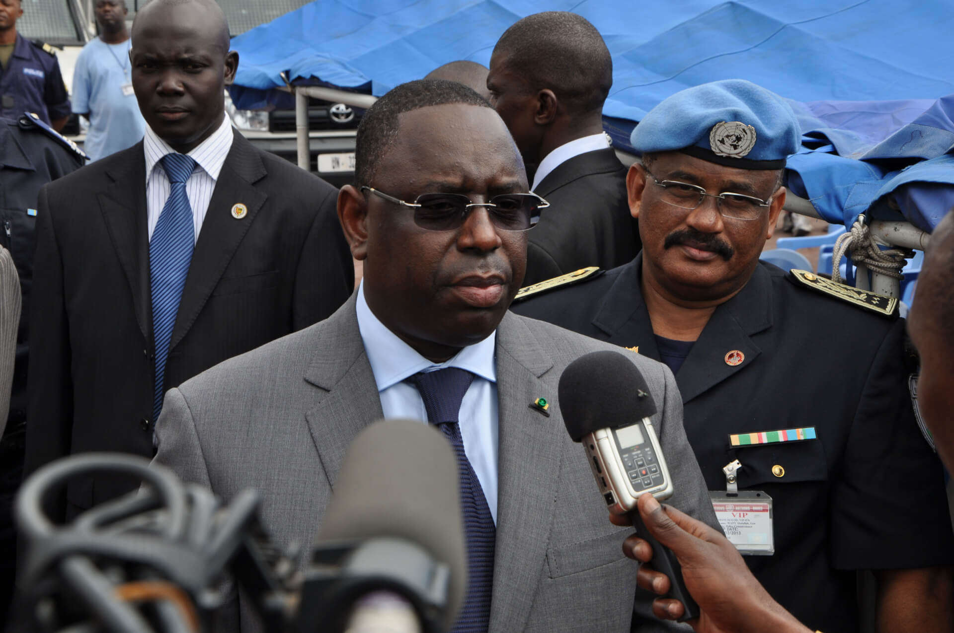 Coup d’État constitutionnel au Sénégal, la démocratie et la stabilité du pays en péril | Tournons la Page