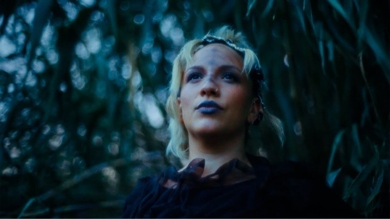 LOLOMIS - A Fényes Nap