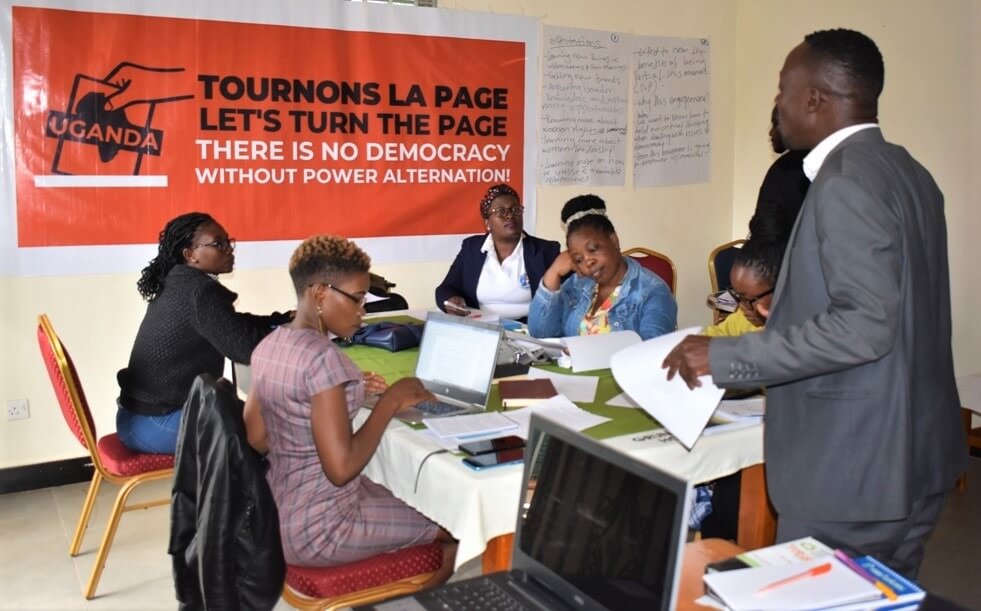 Tournons la Page