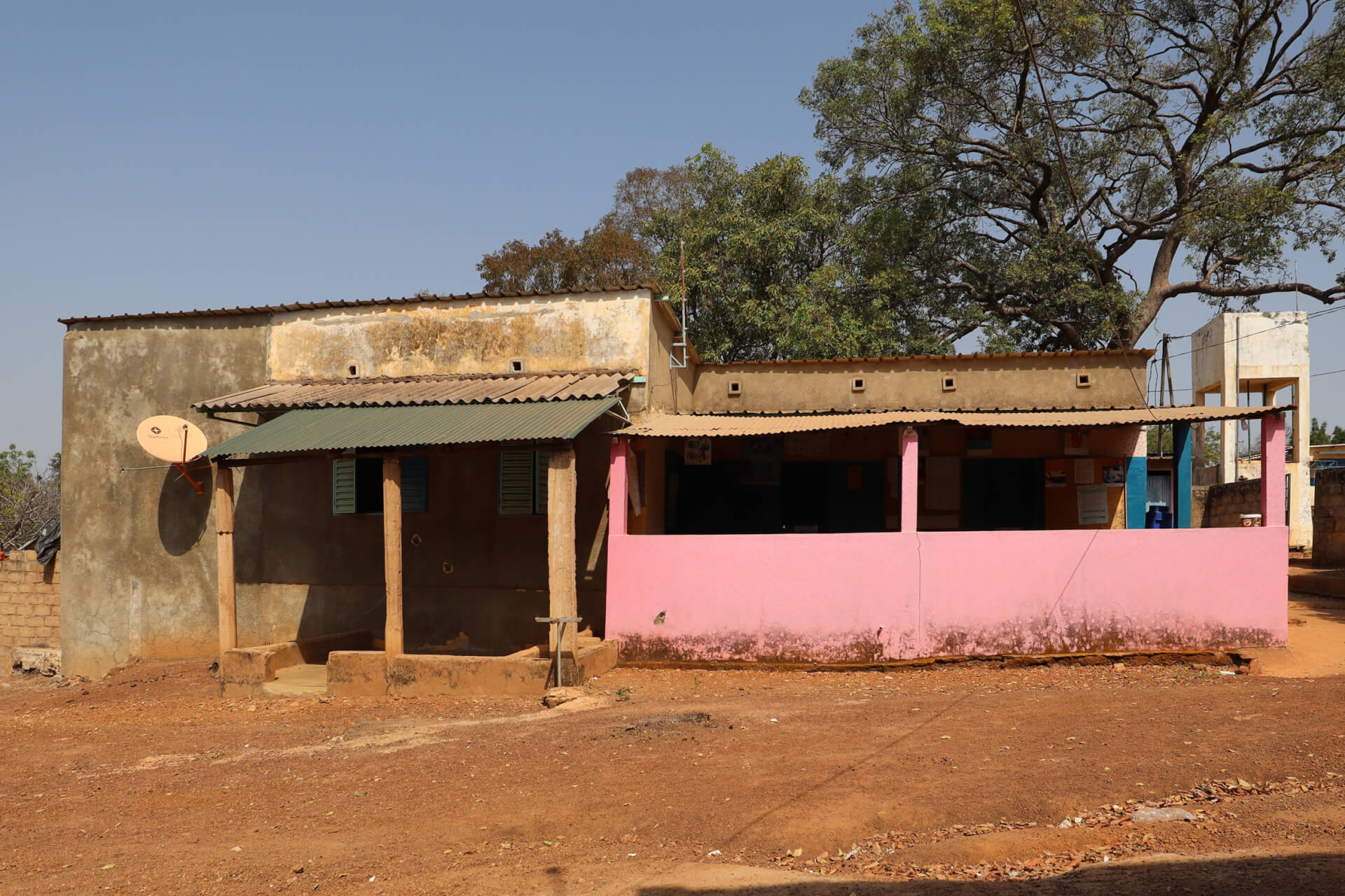 Un poste de Santé a Fongolimbi | Aide Médicale et Développement - AMD