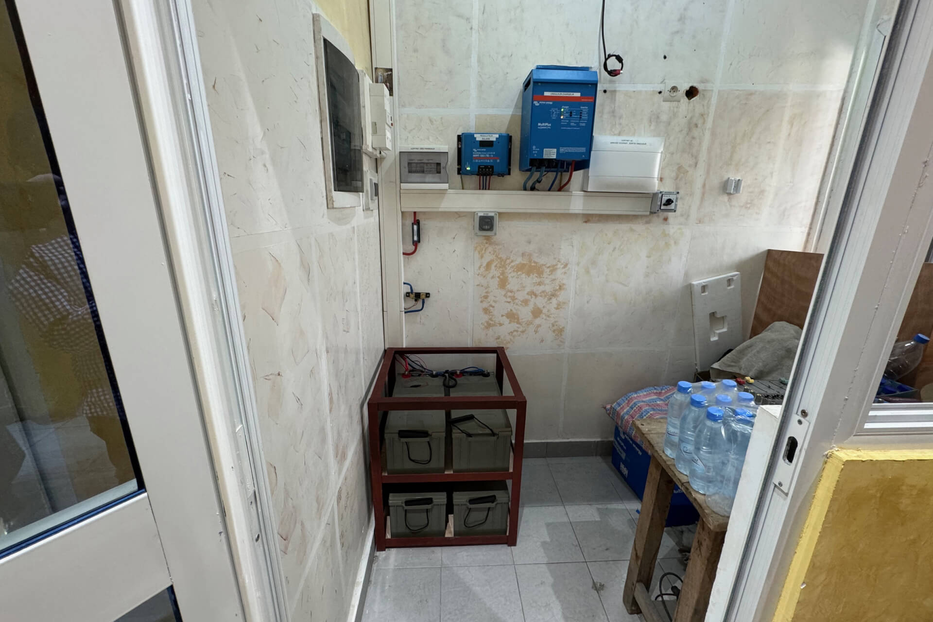 De l’énergie pour la case Dominique | Aide Médicale et Développement - AMD