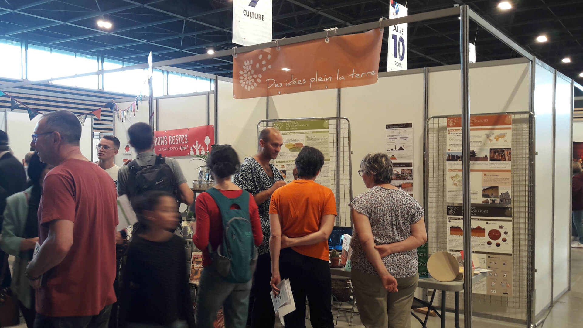 Rencontres | Des idées plein la terre