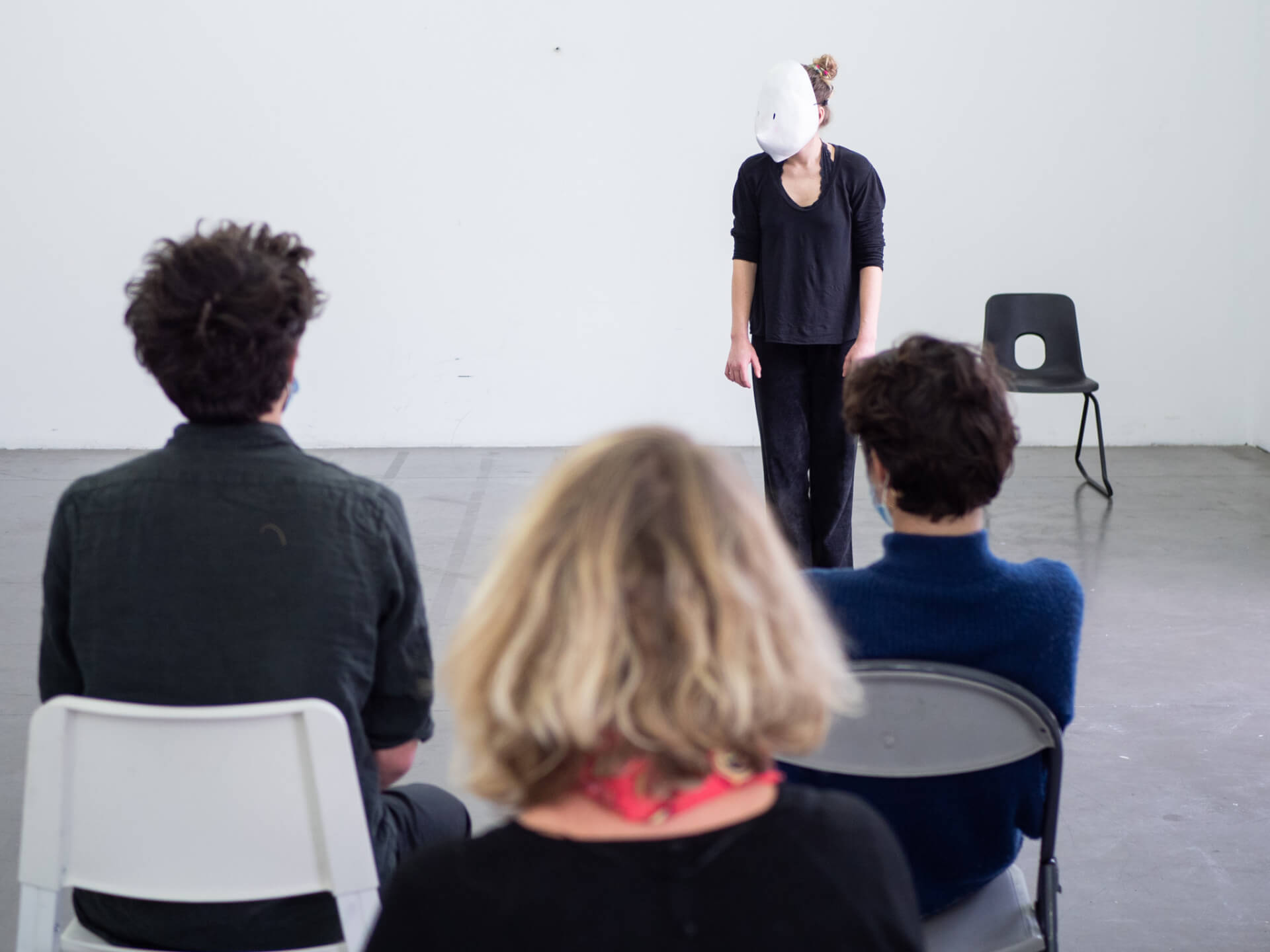TRAINING RÉGULIER - Le masque neutre ou le trésor des humbles | La Réplique