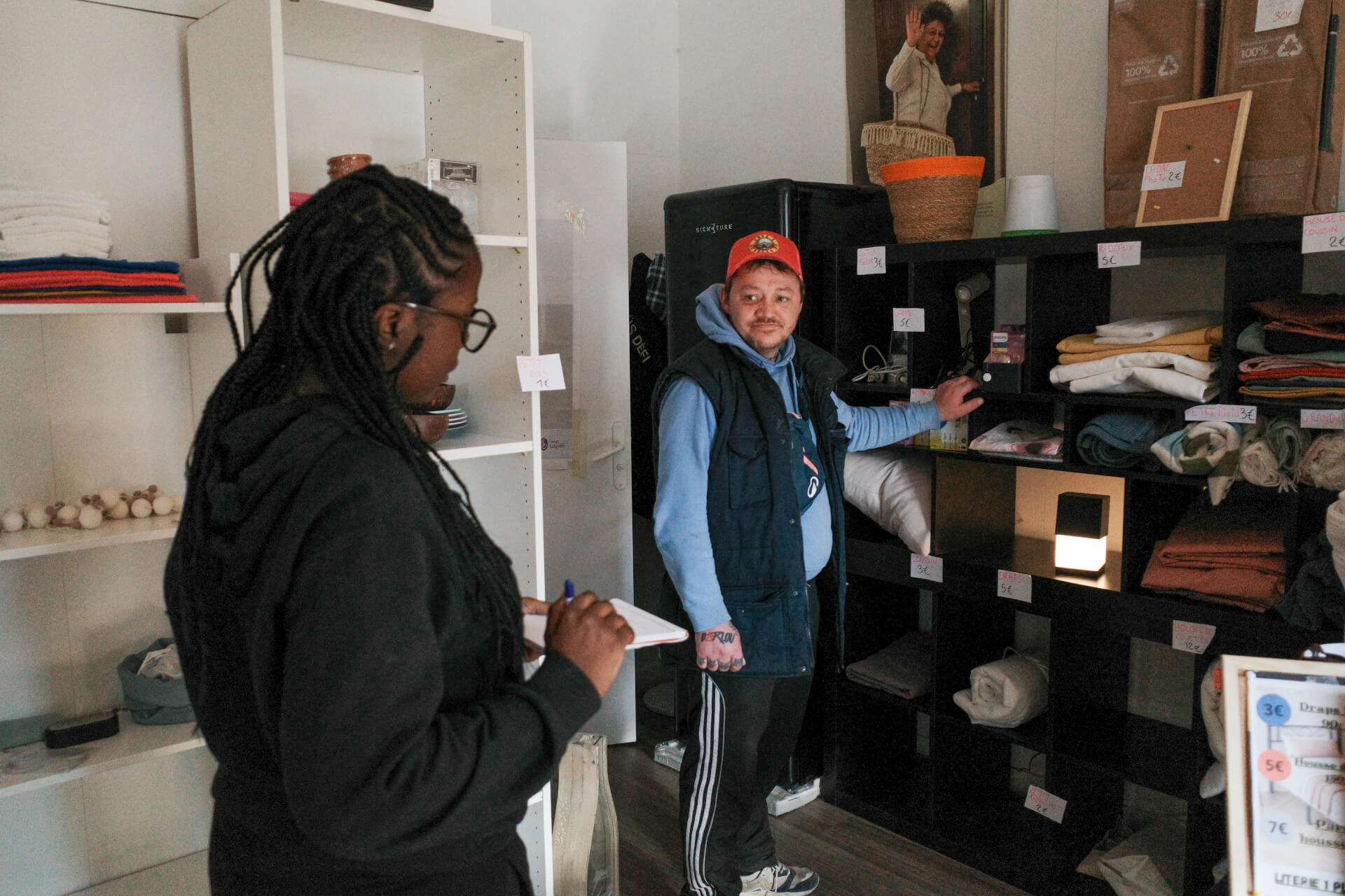 Vous êtes un⸱e référent⸱e social⸱e | Emmaüs Défi