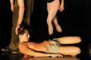 Bipod: When the body enters politics | Babelmed