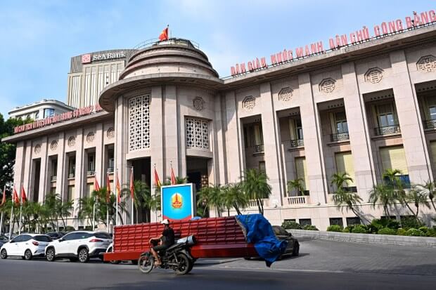 Việt Nam chuẩn bị kịch bản bị Mỹ áp thuế quan cao | Vietnam Fraternité