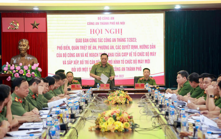 Tinh gọn bộ máy : quyết tâm rất lớn, thực hành tới đâu ? | Vietnam Fraternité