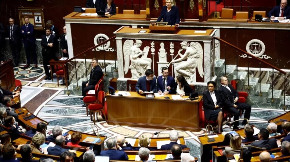 Điểm báo Pháp - Cuộc hôn nhân gượng ép giữa cực hữu và cực tả Pháp | Vietnam Fraternité