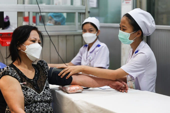 Ngành y tế Việt Nam : thủ tục đầu tiên vẫn là tiền | Vietnam Fraternité