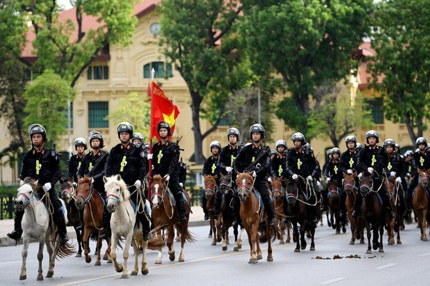 Tinh giản bộ máy sao không đụng đến Bộ Công an ? | Vietnam Fraternité