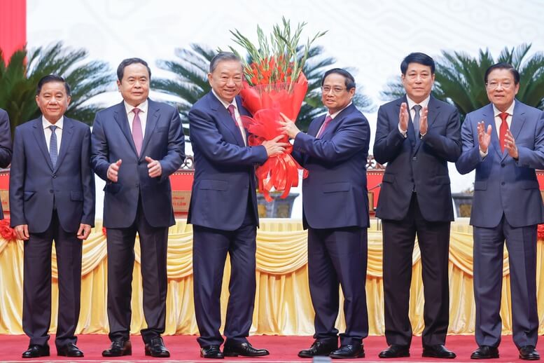 Nhìn vào dàn lãnh đạo mới, tương lai Việt Nam vẫn chưa có gì sáng sủa | Vietnam Fraternité