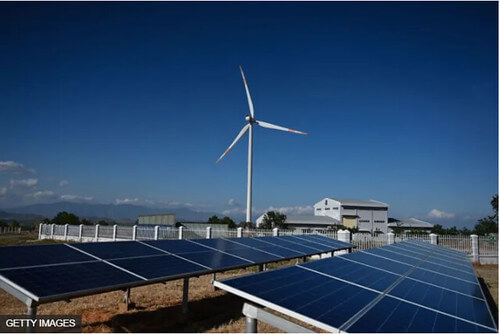 Việt Nam vướng vào thuế quan năng lượng mặt trời của Mỹ | Vietnam Fraternité