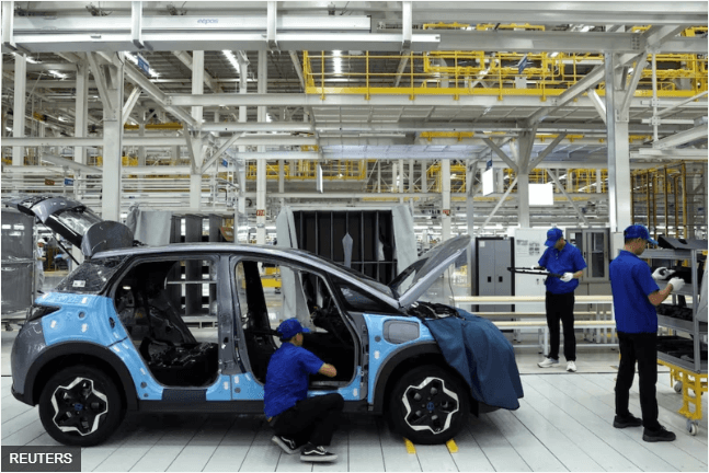 Trump tái xuất, các công ty rút khỏi Trung Quốc, lợi và hại cho Việt Nam | Vietnam Fraternité