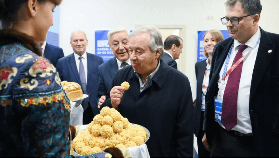 Điểm báo Pháp - Guterres phá thế cô lập giúp Putin | Vietnam Fraternité