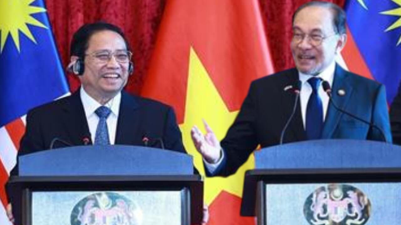 Thủ tướng Phạm Minh Chính chơi lớn ở Malaysia đề phòng nguy cơ Trump quay xe!